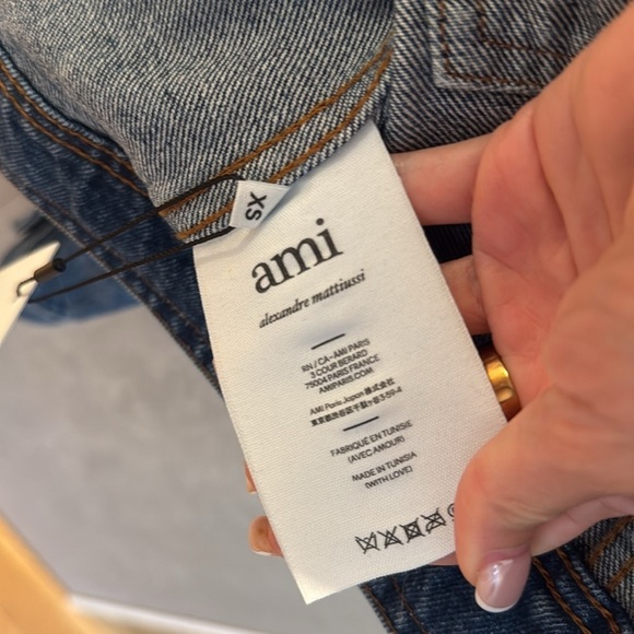 NWT Ami Paris Denim Jacket with White Faux Fur Collar - Picture 10 of 10